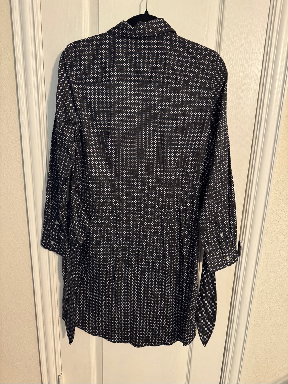 Untuckit Black Printed Long Shirt Dress - image 2